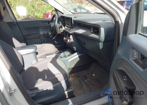 2023 Ford Maverick Xl z USA, uszkodzony, nr VIN 3FTTW8E38PRA30077